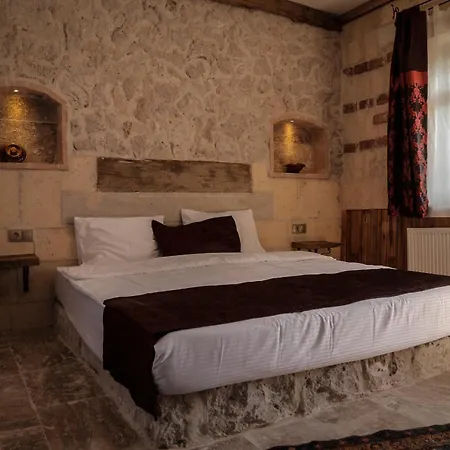 Philosophy Hotel *